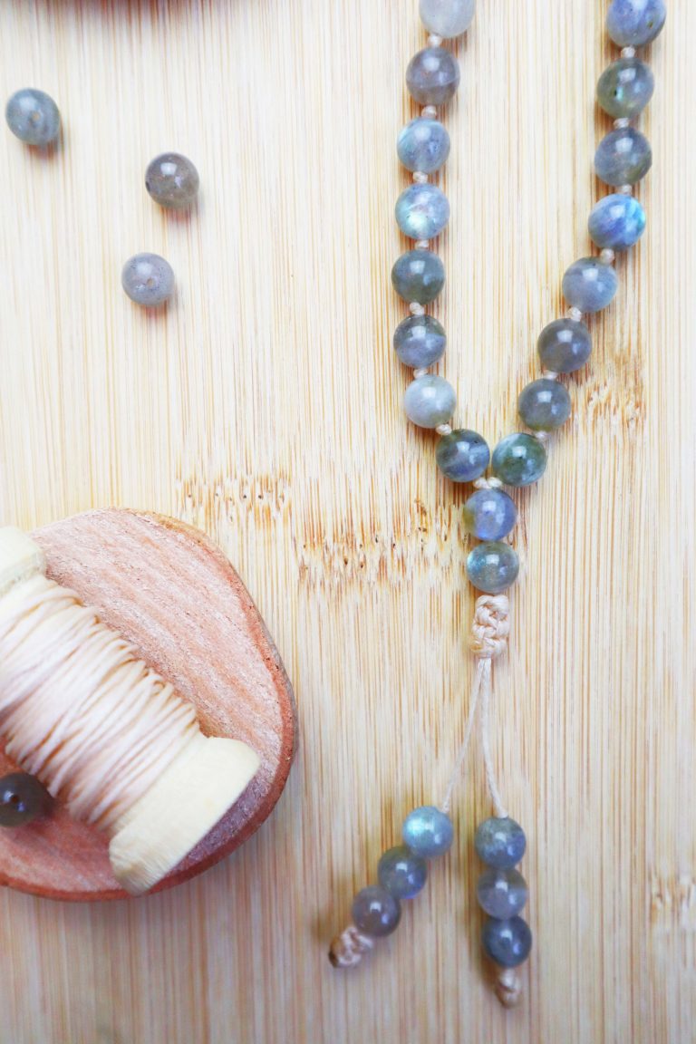 Mala de labradorita - fuerte protección y verdad interior